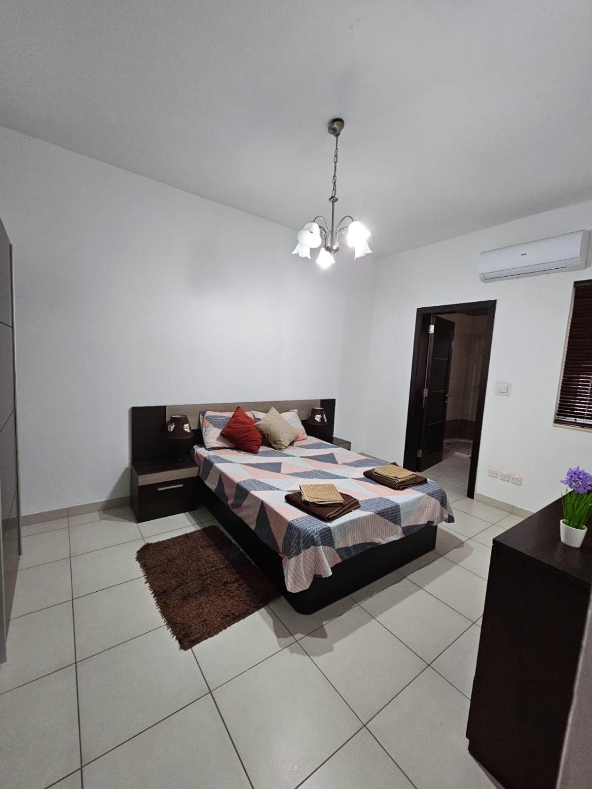 Modern Two Bedroom In Center Bugibba Apartment St. Paul's Bay